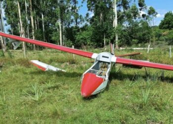 Avião de pequeno porte cai em Montenegro; ninguém ficou ferido