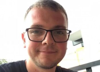 Jovem morre após ser esmagado entre dois caminhões em Lajeado