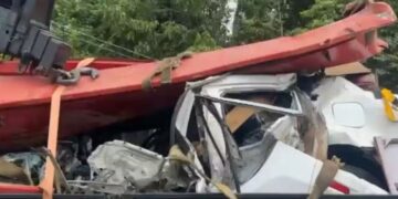 Saiba quem são as 5 vítimas do acidente entre caminhão dos bombeiros e carro na Rota do Sol, em Itati