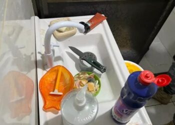 Homem tira a vida de garota de programa e tenta dissolver corpo com soda cáustica