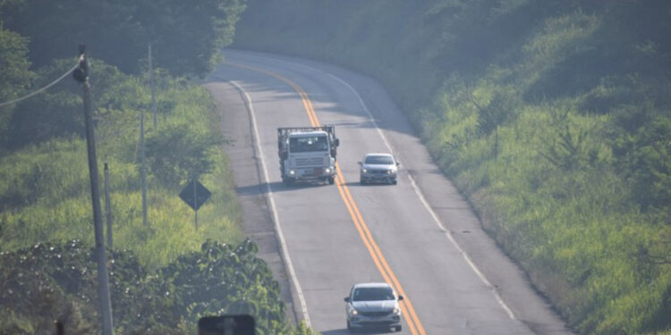 Ultrapassagem Perigosa Pode Custar Caro com Novo Projeto de Lei