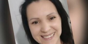Suspeita de matar família com bolo envenenado é encontrada morta na prisão