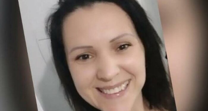 Suspeita de matar família com bolo envenenado é encontrada morta na prisão