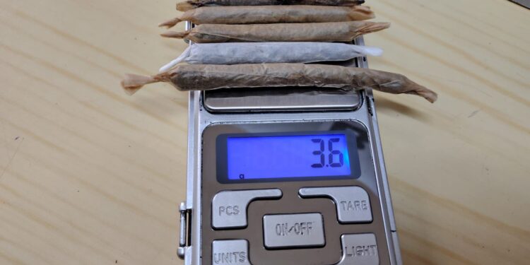 Homem de 37 anos é pego pela Brigada Militar com drogas em Nova Roma do Sul