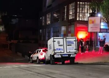 Mulher morre ao cair de academia e ficar presa em grade, na Serra Gaúcha