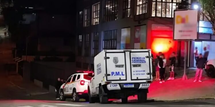 Mulher morre ao cair de academia e ficar presa em grade, na Serra Gaúcha