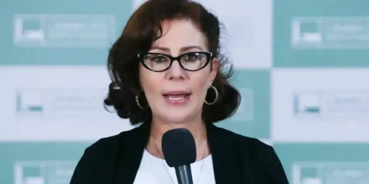 TRE de São Paulo confirma cassação do diploma de Carla Zambelli