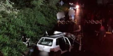 Pai e bebê de um ano morrem em grave colisão frontal em rodovia de SC