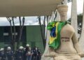 Supremo julgará no dia 25 deste mês a cabeleireira que pichou a estátua em frente à Corte nos atos de 8 de janeiro de 2023