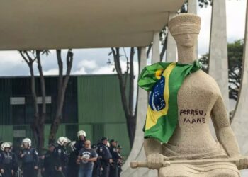 Supremo julgará no dia 25 deste mês a cabeleireira que pichou a estátua em frente à Corte nos atos de 8 de janeiro de 2023