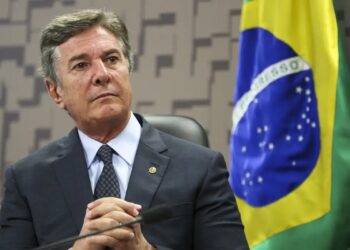 Ex-presidente Fernando Collor é preso durante a madrugada em Maceió