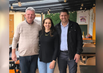 Prefeito de Nova Petrópolis e Vice-Prefeito visitam Nova Roma do Sul e trocam ideias com a vereadora Vanessa