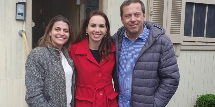 Vereadora Vanessa busca retomada da linha intermunicipal com a Bento Transportes