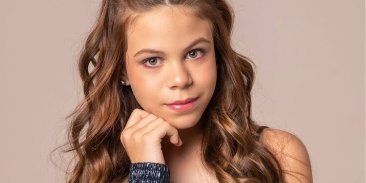 Atriz mirim luta pela vida após descobrir tumor no cérebro