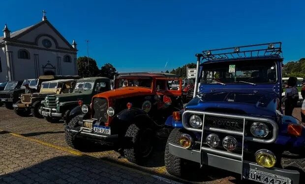 Multidão de fiéis marca início de maio com pré-romarias no Santuário de Caravaggio