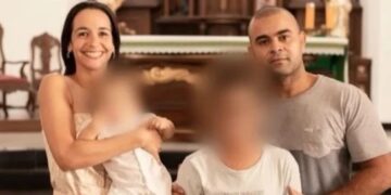 Adolescente de 14 anos mata pais e irmão de 3 anos após ser impedido de visitar namorada virtual