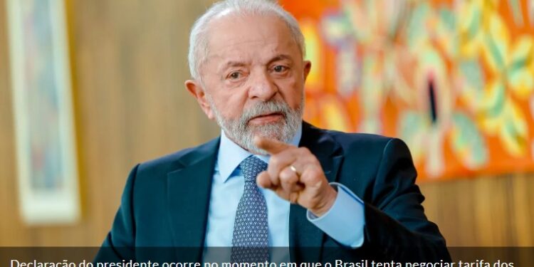 Lula diz que Bolsonaro é um “fujão” e define Eduardo como uma “vergonha”
