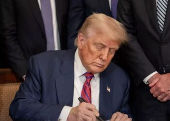 Tarifaço de Donald Trump sobre produtos brasileiros entra em vigor