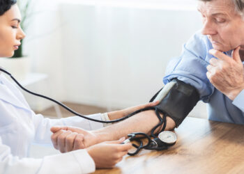 Pressão de 12 por 8 é reclassificada como pré-hipertensão em nova diretriz