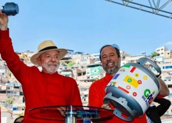 Saiba como vai funcionar o Gás do Povo, programa que vai fornecer botijões a famílias de baixa renda