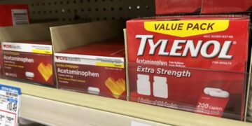 Texas processa fabricantes do Tylenol por suposto risco de causar autismo