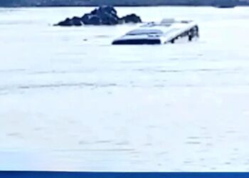 ÔNIBUS CAI NO RIO TOCANTINS E MOTORISTA QUE DESCANSAVA NO BAGAGEIRO MORRE AFOGADO