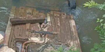 CASAL M0RRE APÓS CARRO CAIR DE UMA PONTE NO INTERIOR DE TAQUARA