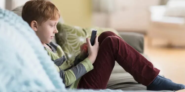 Dinamarca vai proibir redes sociais para menores de 15 anos