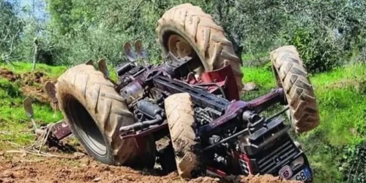 Agricultor morreu esmagado por trator, em Realeza, no Paraná