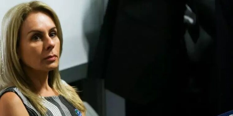 Esposa do ministro Alexandre de Moraes diz que produziu 36 pareceres e fez 94 reuniões com o Banco Master