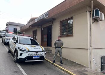 SOLDADO CARVALHO CONCLUI CURSO DE FORMAÇÃO DE SARGENTOS E DA MAIS UM PASSO NA CARREIRA