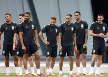 Seleção Brasileira entra em campo nesta sexta, às 21h30min, sem Neymar