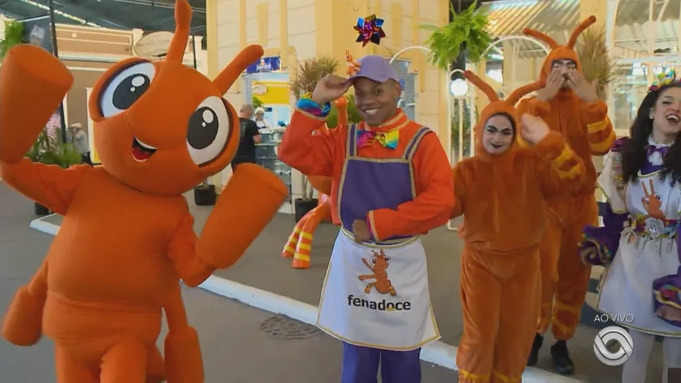 Fenadoce 2026 começa no dia 15 de julho com atrações para toda a família