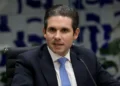 Presidente da Câmara dos Deputados decide avançar com a redução de maioridade penal e cria comissão para discutir a matéria