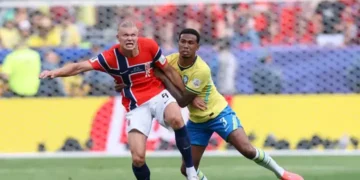 Seleção Brasileira perde por 2 a 1 para a Noruega e está fora da Copa do Mundo