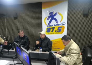 Senador Hamilton Mourão e deputado federal Carlos Gomes visitam Nova Roma do Sul e acompanham andamento das obras da nova ponte