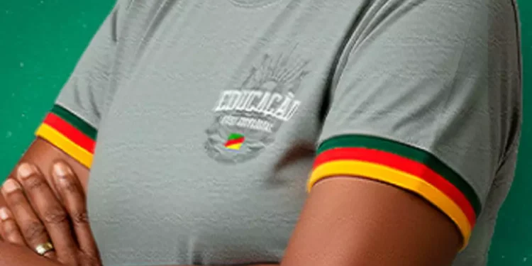 Uso do uniforme escolar passa a ser obrigatório para todos os estudantes da rede estadual de ensino no RS