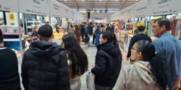 Chuva não afasta visitantes no primeiro dia da 49ª Expointer