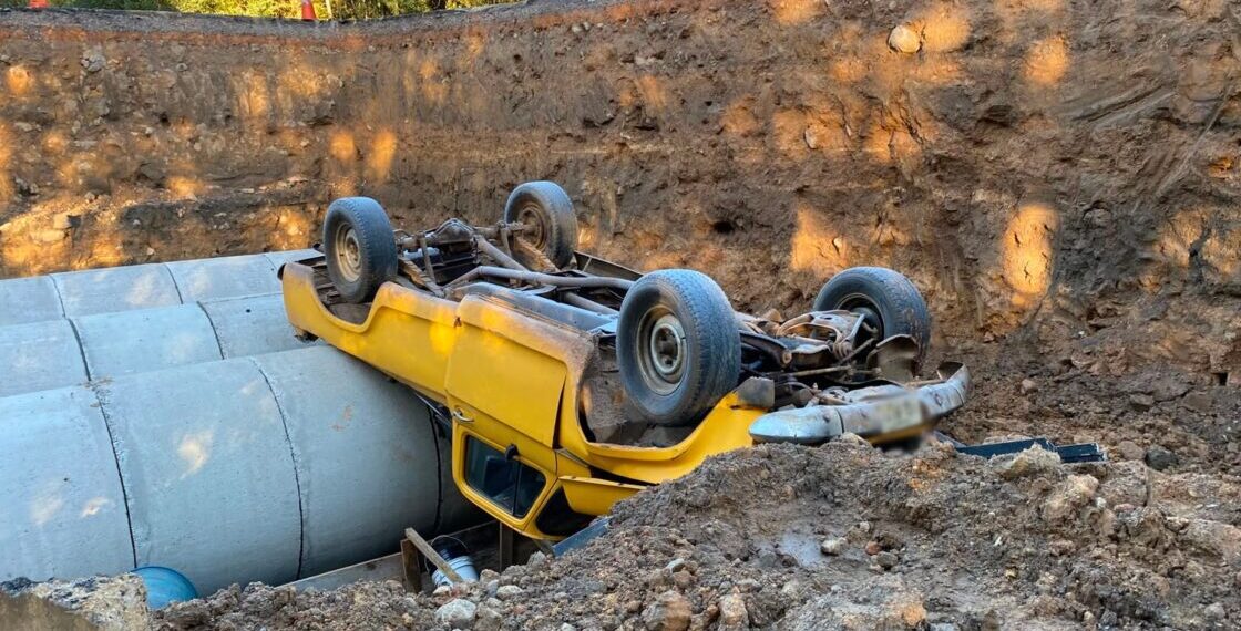 Segundo acidente é registrado em buraco de obra na ERS-448, em Farroupilha; motorista fica ferido