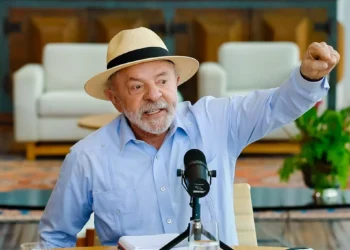 Lula declara patrimônio de R$ 4,7 milhões; valor é 35% menor que em 2022