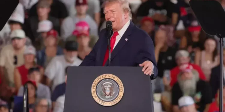 Presidente dos Estados Unidos volta a dizer que as eleições no Brasil pareceram fraudadas